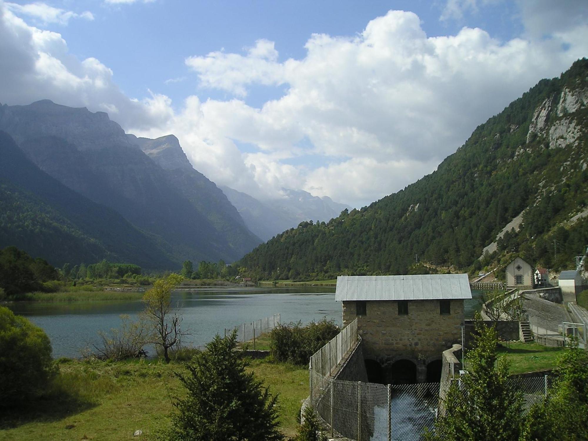 Camping Pineta Hotel Bielsa Kültér fotó